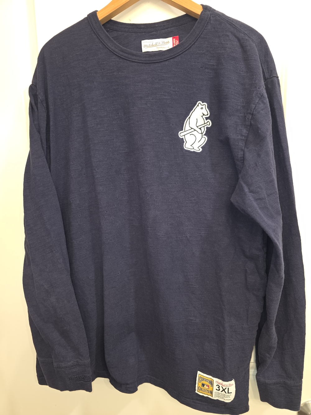 Mitchell & Ness MLB Cooperstown Collection Bear Shirt - 3XL Navy
